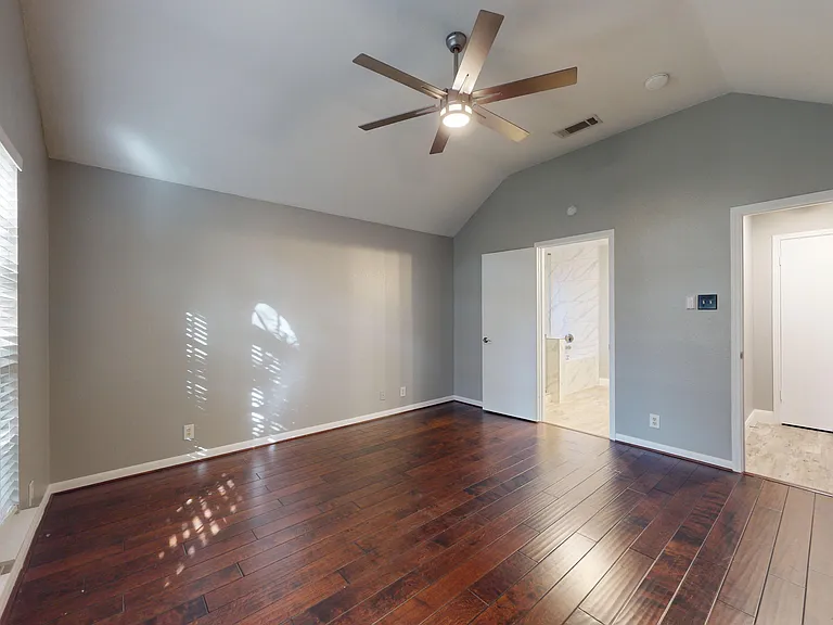 1009 Crimson Cove Dr — Photo 32