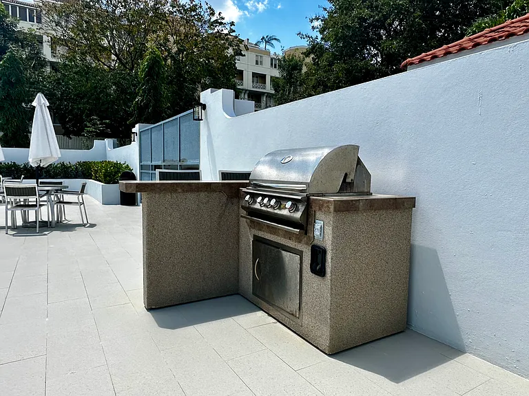 147 Prancipe Guillermo — Photo 30