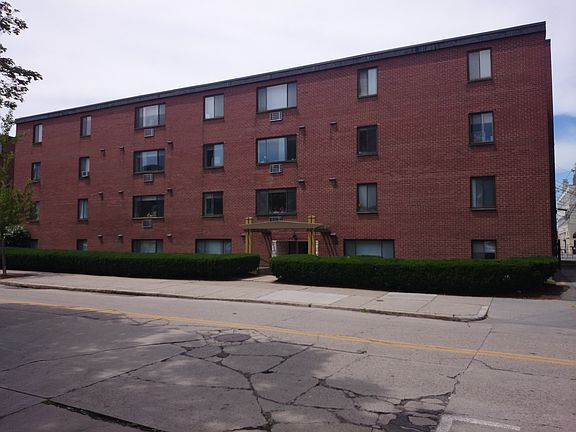 2nd image of 230 Babcock St APT 1F