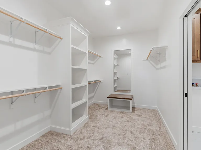 2805 Easley Cabin Cir — Photo 30