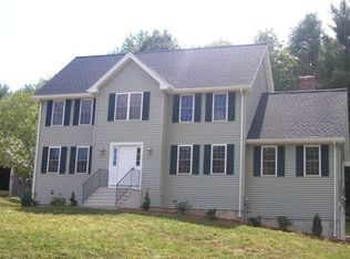 55 SE Main St, Douglas, MA 01516
