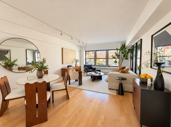 120 East 36th Street image 1 of 12