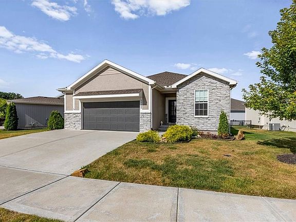 2nd image of 20850 W 190th Pl