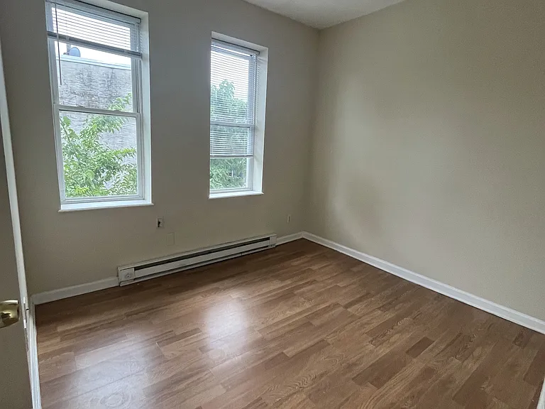 1320 N 52nd St #2 — Photo 5