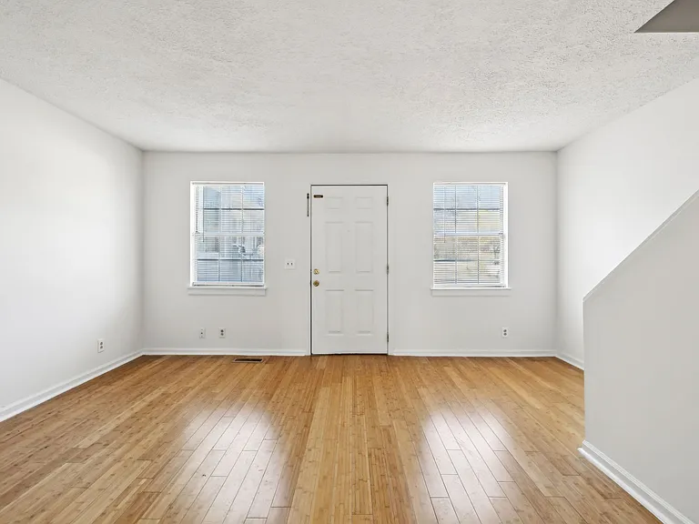217 Walton Ferry Rd #108 — Photo 3
