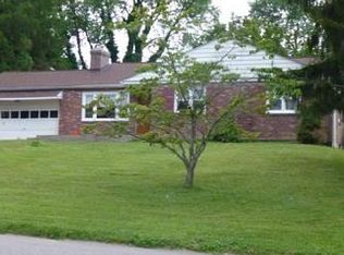 264 Aronimink Dr, Newtown Square, PA 19073