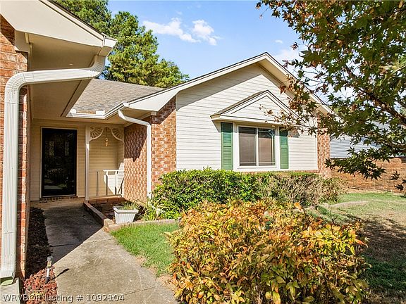 2nd image of 2007 Foster Branch Ln