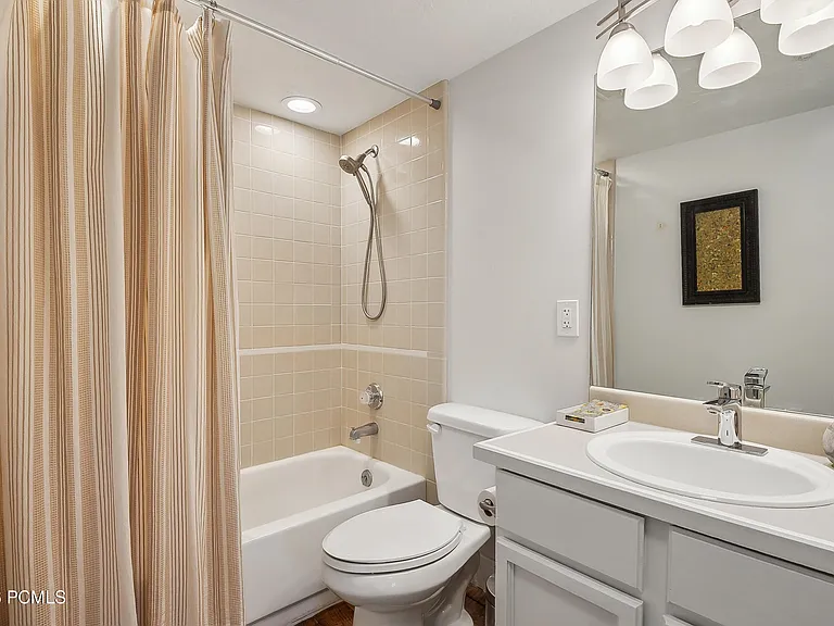 3061 Fawn Dr — Photo 32
