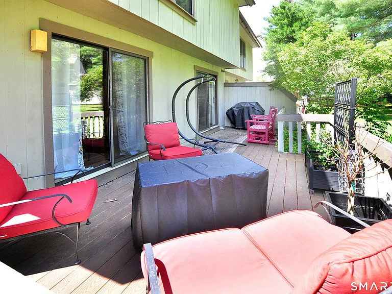 16 Applewood Ln #16 — Photo 36