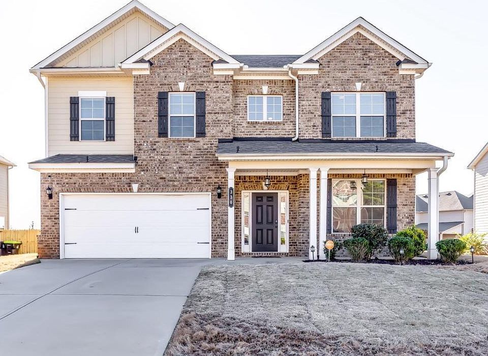 1st image of 330 Piedmont Cir