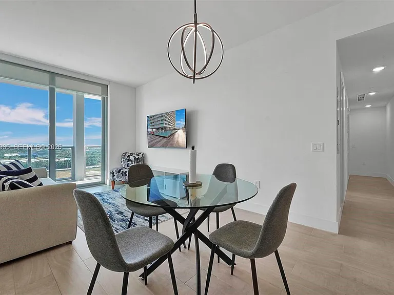 2000 Metropica Way #1408 — Photo 49