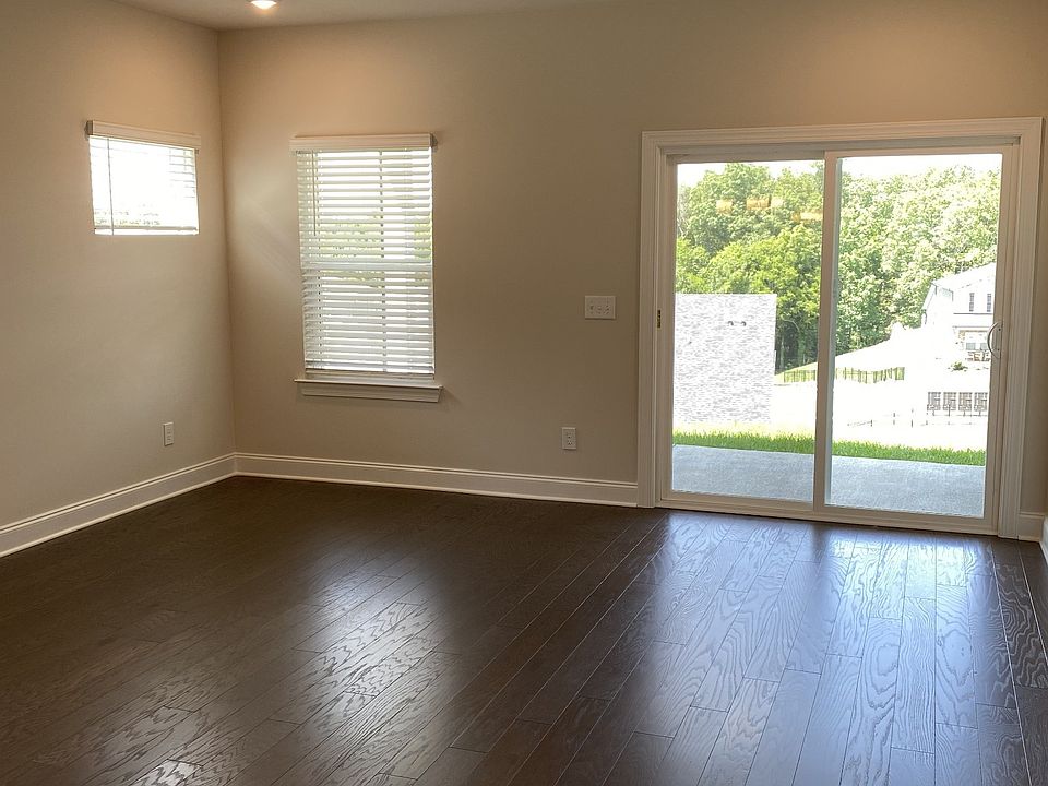 1215 Tucker Dr Lebanon TN Zillow