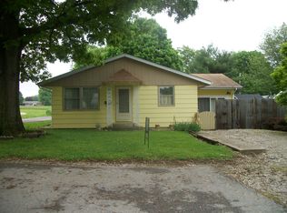 406 Lewis Ln, Covington, IN 47932