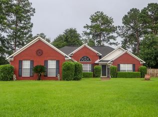 208 Belton Dr, Dothan, AL 36305