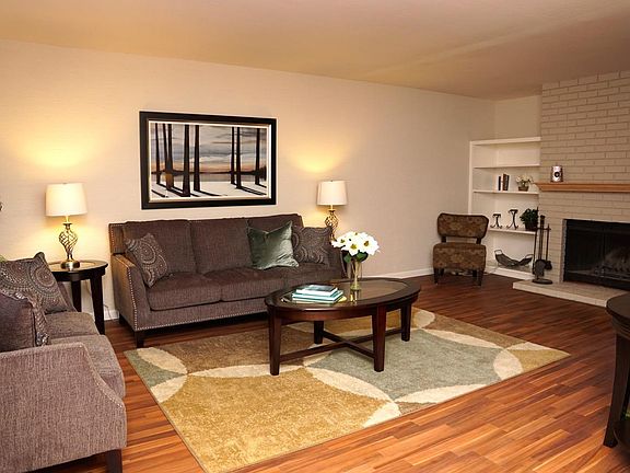 4th image of 719 Duncanville Ct