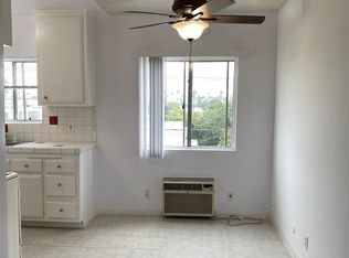 826 N Hobart Blvd APT 18, Los Angeles, CA 90029