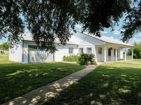 20515 Kickapoo Rd, Waller, TX 77484
