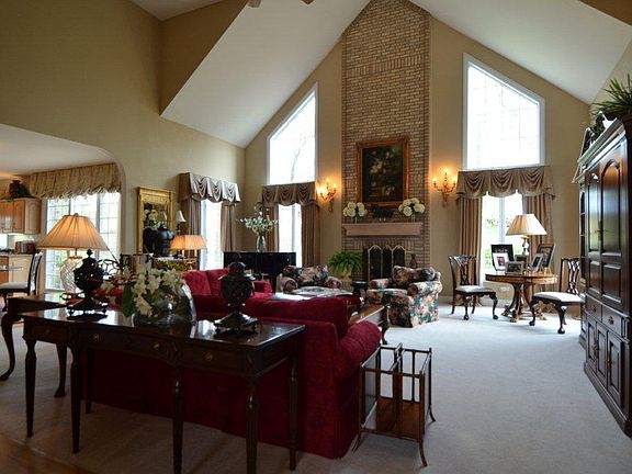 4th image of 11010 Fawn Creek Ln