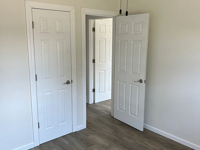 2301 Hillandale Rd — Photo 10