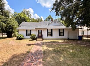 125 N Church St, Grove Hill, AL 36451