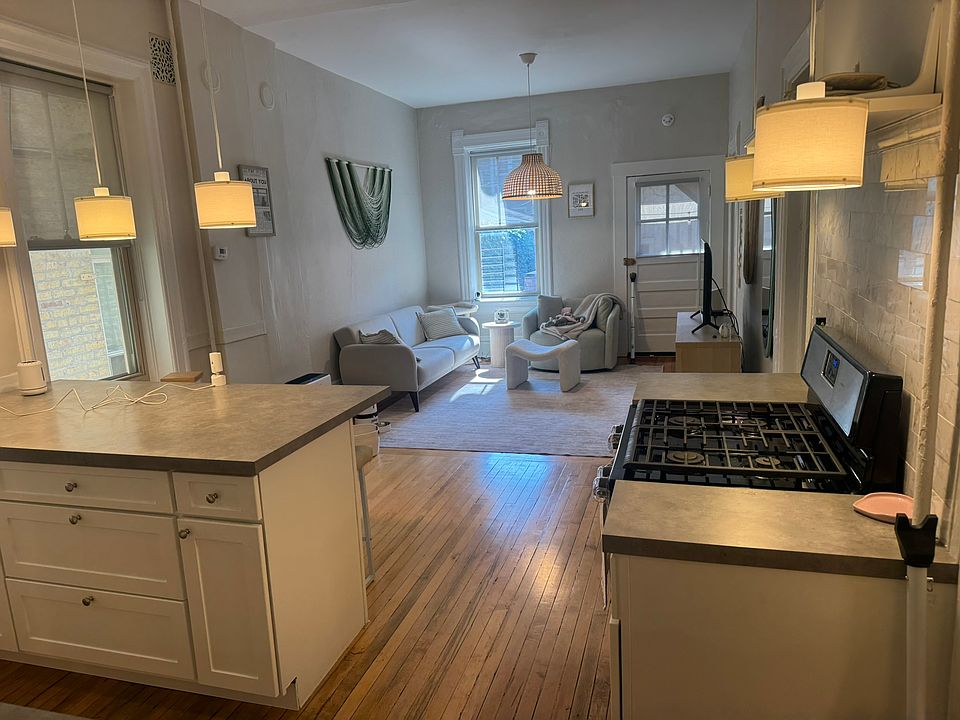 Kitchen towards LR
