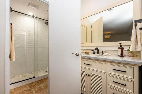 345 Avocado St #101B — Photo 19