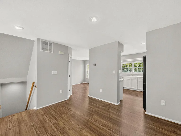 132 S Barrow Pl — Photo 9