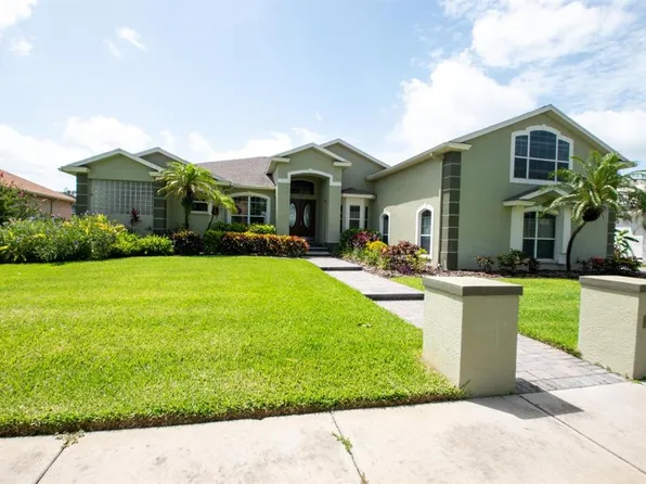 916 Bunker View Dr, Apollo Beach, FL 33572