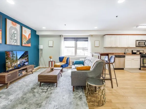 206 36th St APT 304, Union City, NJ 07087