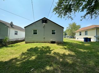 3350 Saint Joachim Ln, Saint Ann, MO 63074
