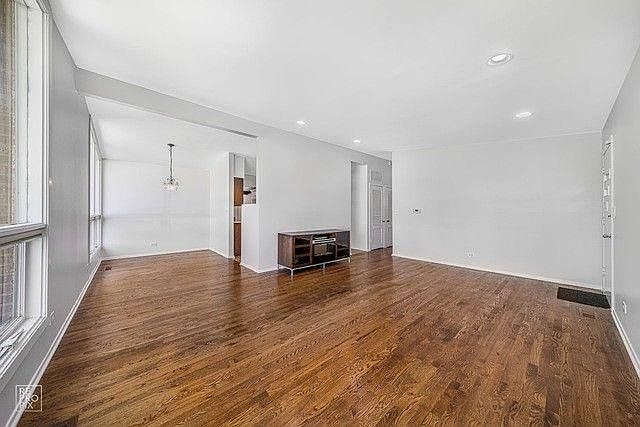 1st image of 739 Lavergne Ave