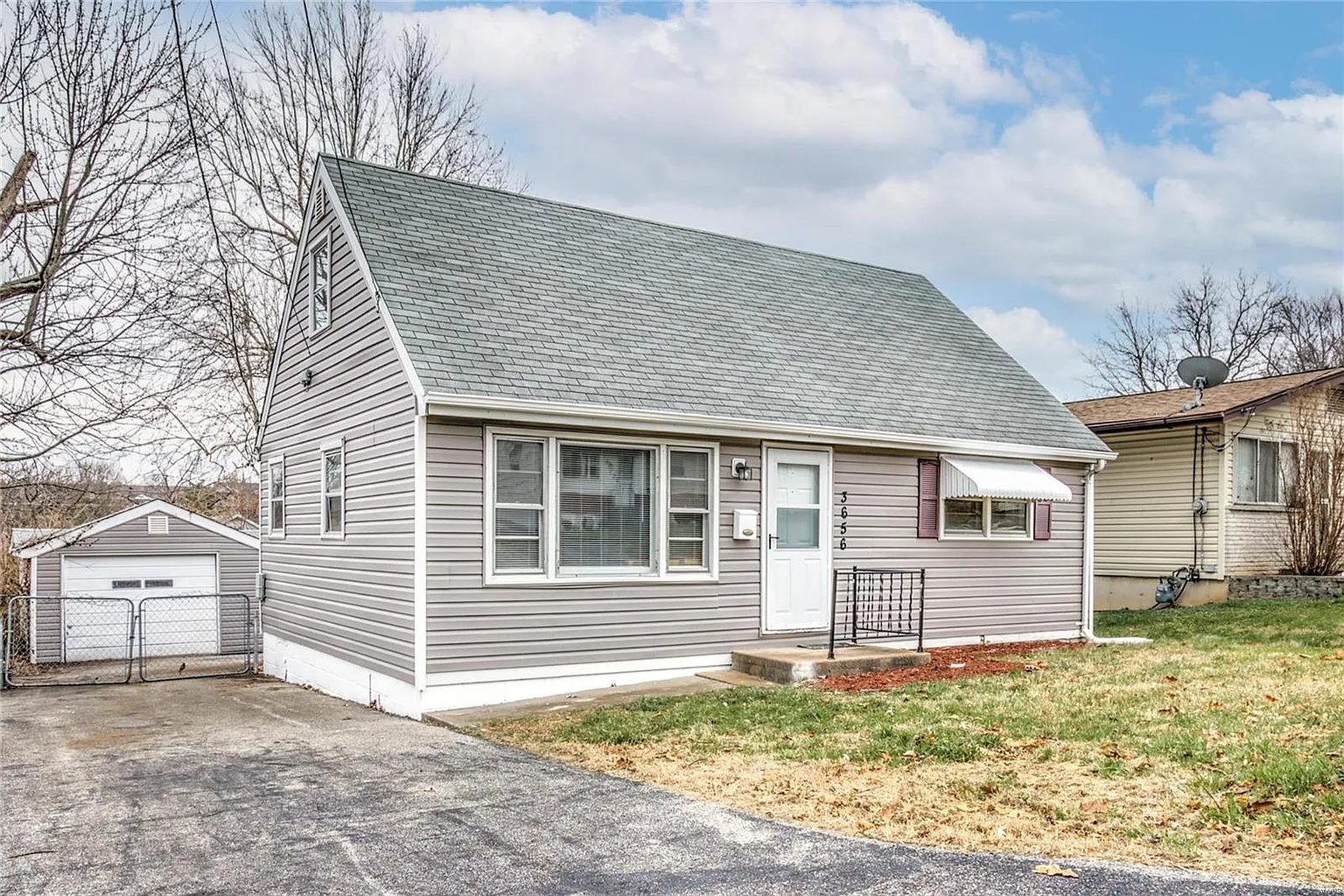3656 High Dr photo 1