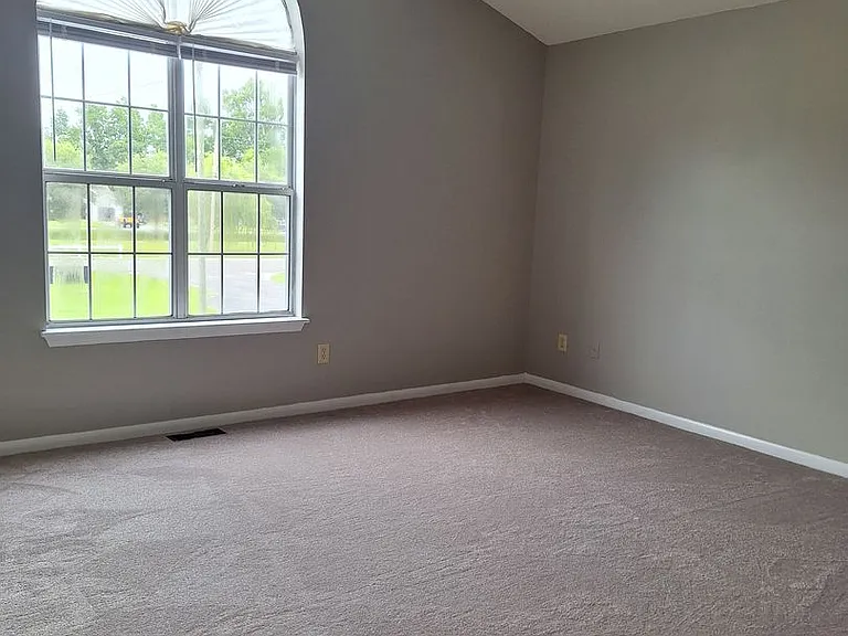213 N Dudley St — Photo 7