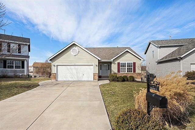 4 bedroom, 3 full bath atrium ranch with over 2300 sq. feet of living space, situated on a cul de sac and located in desirable B