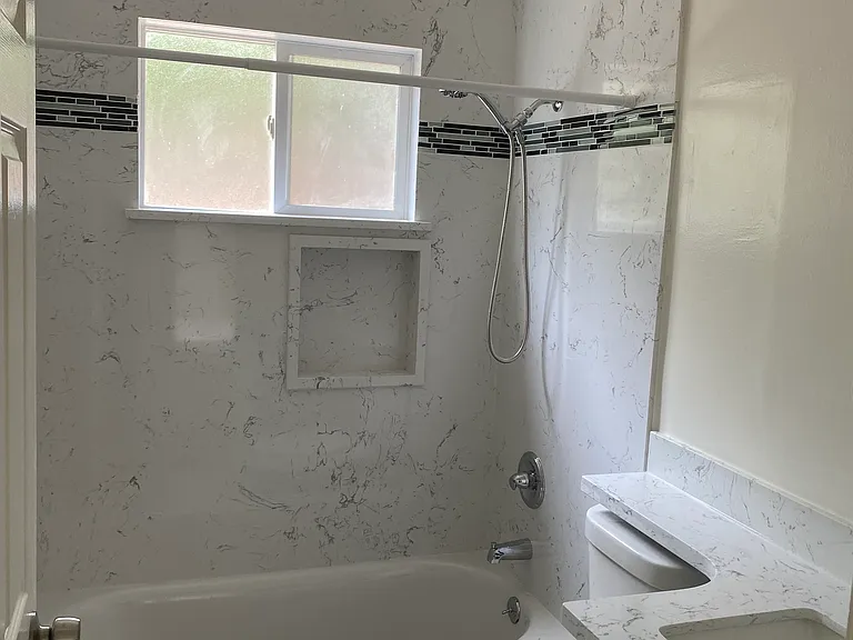 123 Sierra Dr #123 — Photo 2