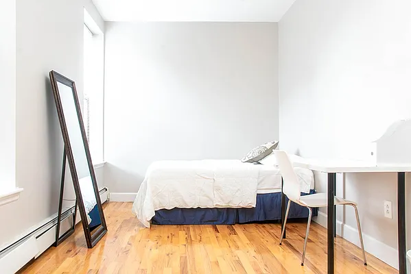 Rented by The Privelege Group | media 9