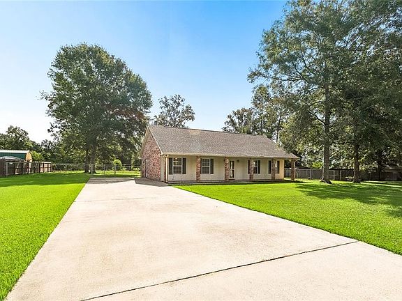 2nd image of 53442 Rock Ridge Dr