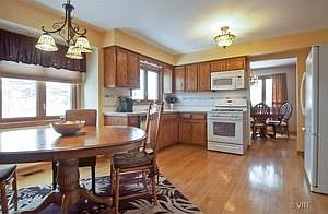 4th image of 8802 Briarwood Ln