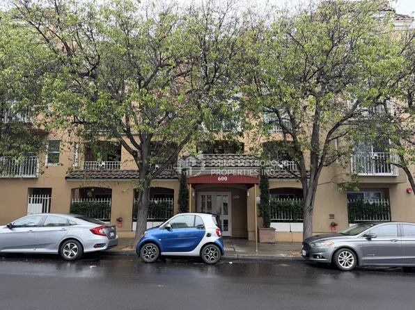 600 Chestnut St APT 301, San Francisco, CA 94133