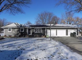 4242 New York Ave, Grand Island, NE 68803