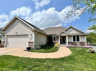 6208 SW 38th Ct, Topeka, KS 66610