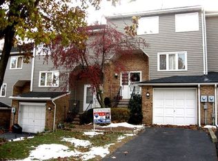 98 Stockton Ct, Morris Plains, NJ 07950