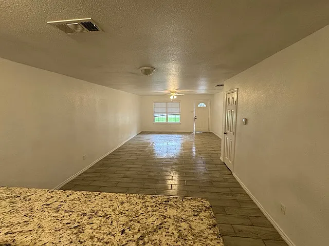110 Lydia St — Photo 2