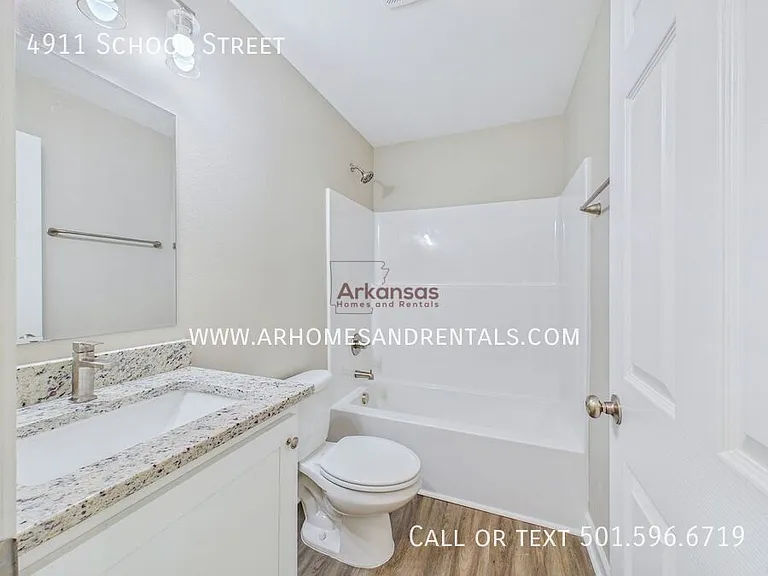 4911 School St — Photo 9