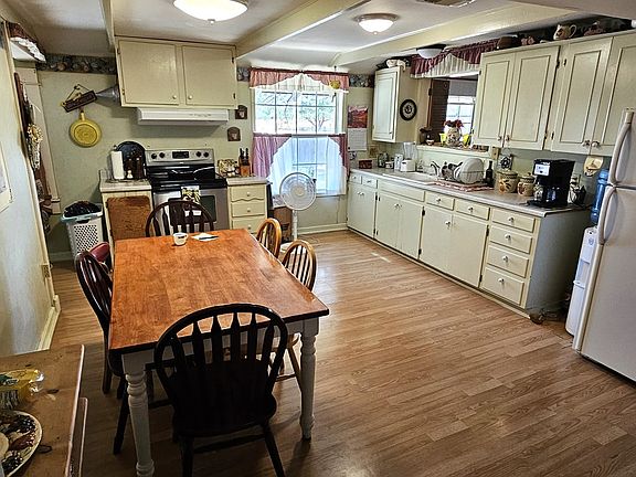 5th image of 9646 Ponderosa Ln