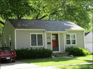 2015 Tremont St, Cedar Falls, IA 50613