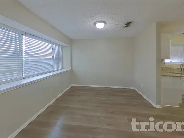 2645 Danberry Ln — Photo 3