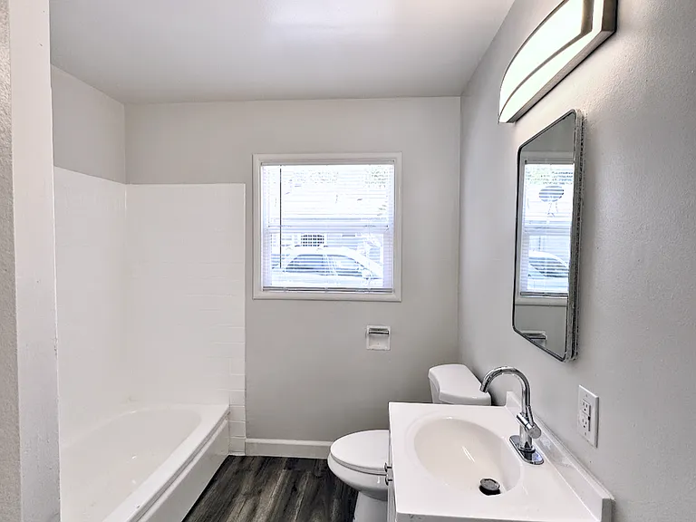 467 S Buena Vista Ave #9 — Photo 7