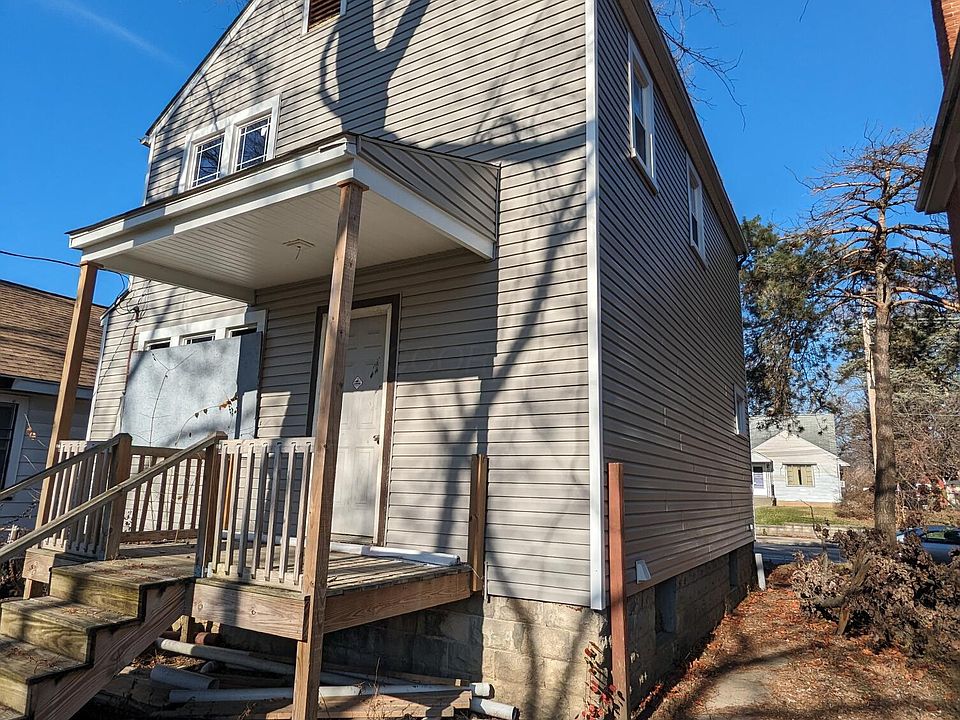 2nd image of 1691 E Weber Rd