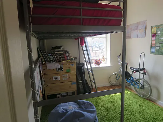 Rented by CNC-Assets | media 22